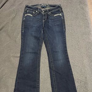 Woman’s Ariat jeans